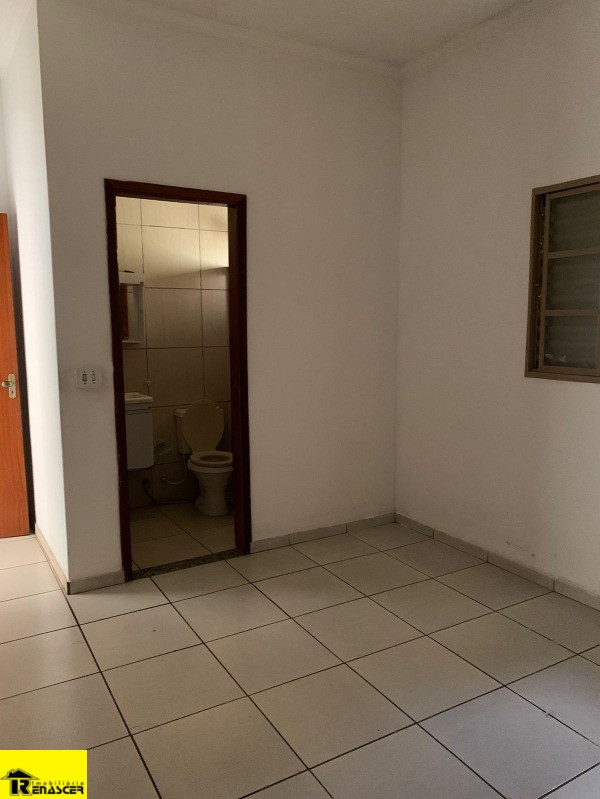 Casa com 4 quartos à venda, 120m² — foto 17 de 18