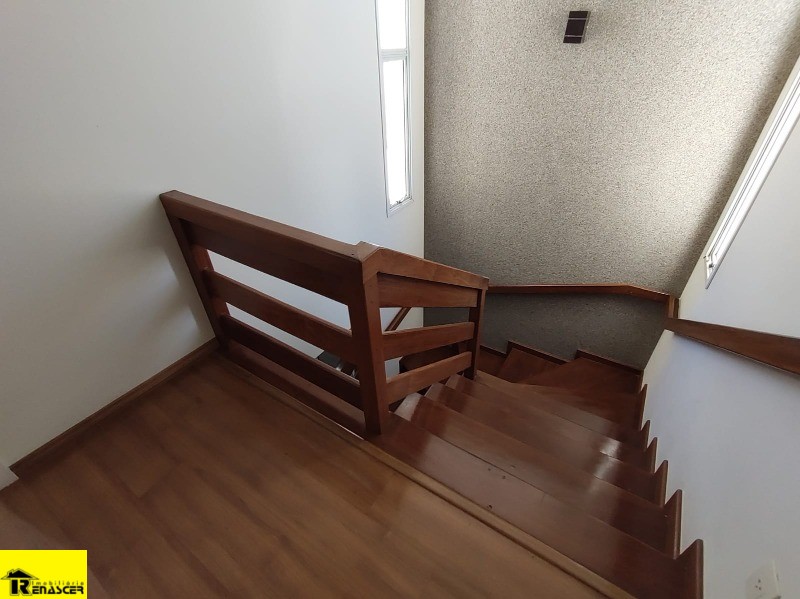 Casa de Condomínio com 4 quartos à venda, 220m² — foto 30 de 43
