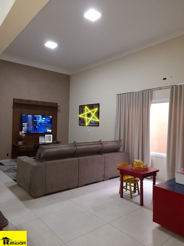 Casa com 3 quartos à venda, 158m² — foto 3 de 20