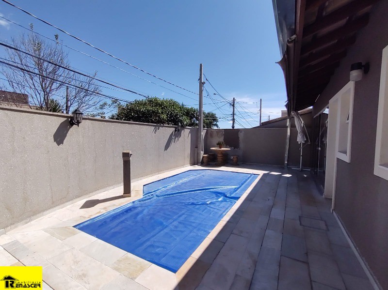 Casa de Condomínio com 4 quartos à venda, 220m² — foto 21 de 43