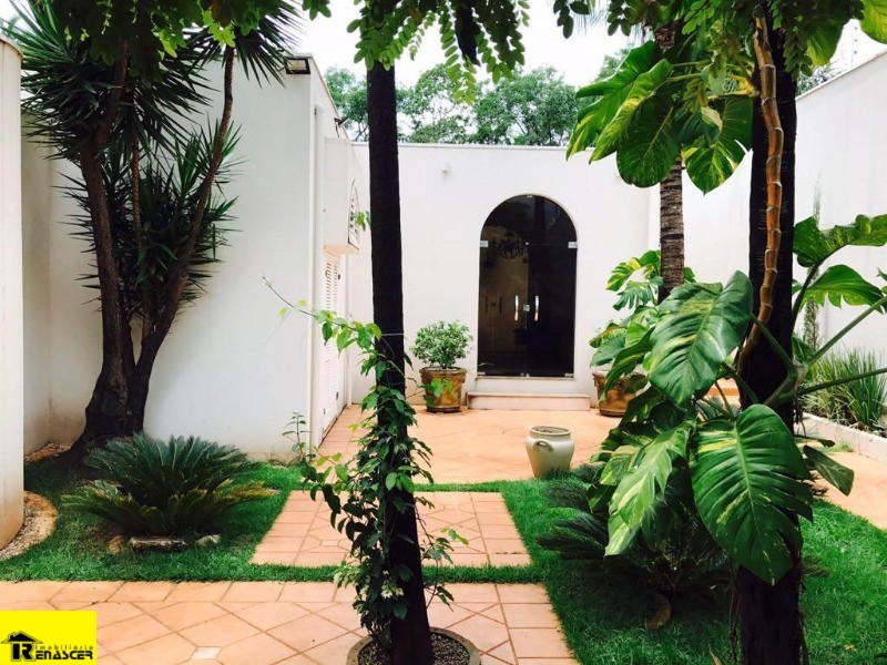 Casa com 4 quartos à venda, 630m² — foto 7 de 34