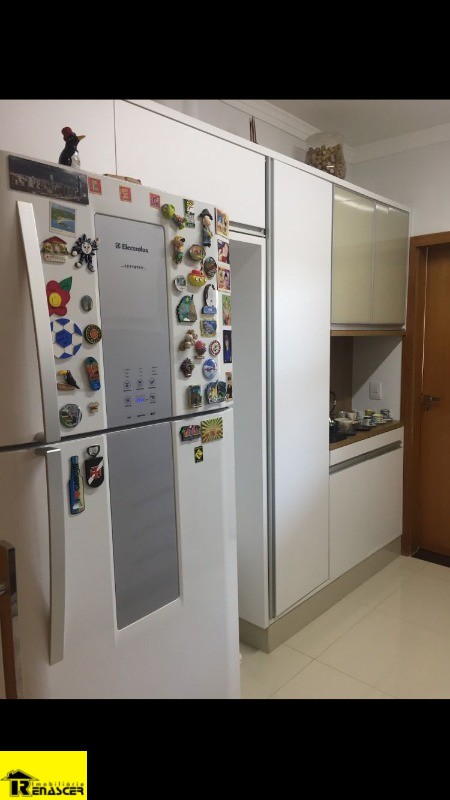 Casa de Condomínio com 3 quartos à venda, 170m² — foto 7 de 30