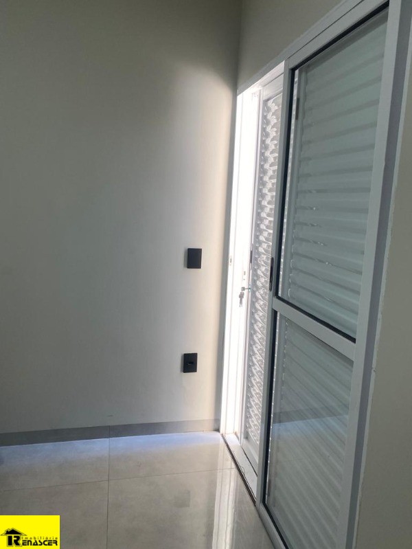 Casa com 3 quartos à venda, 180m² — foto 39 de 46
