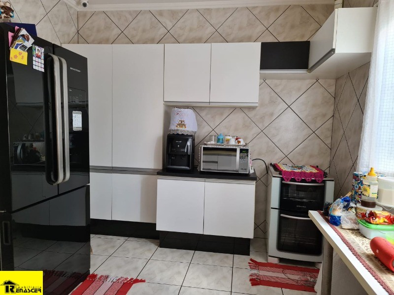 Casa com 5 quartos à venda, 270m² — foto 18 de 34
