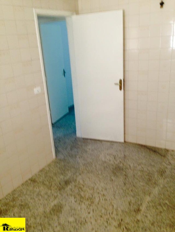 Casa com 4 quartos à venda e aluguel, 180m² — foto 6 de 10