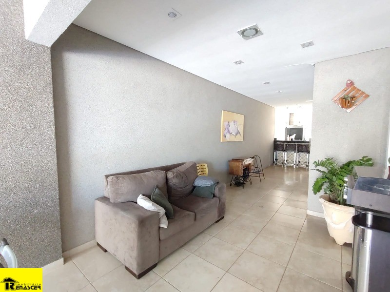 Casa de Condomínio com 4 quartos à venda, 220m² — foto 18 de 43