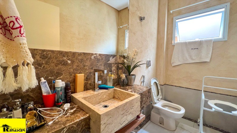 Casa de Condomínio com 4 quartos à venda, 320m² — foto 13 de 25