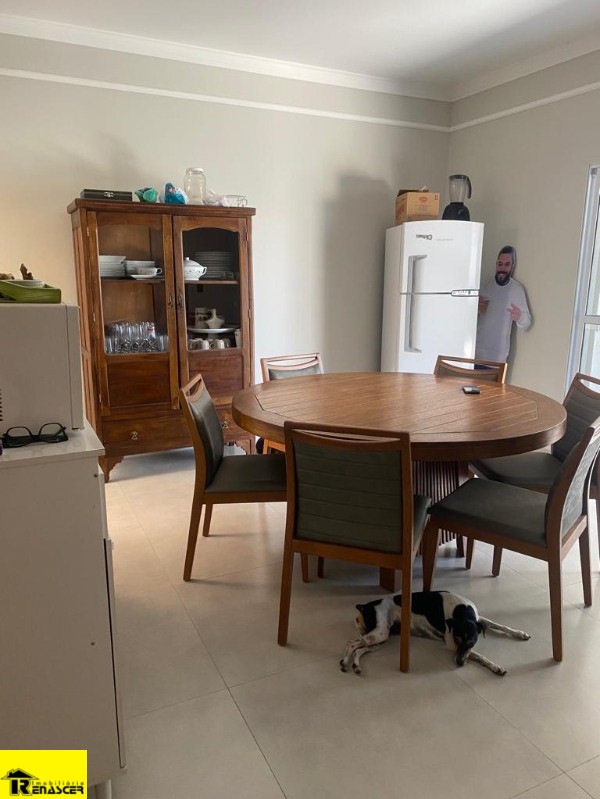 Casa com 3 quartos à venda, 180m² — foto 38 de 46