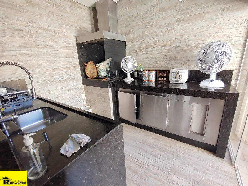 Casa de Condomínio com 4 quartos à venda, 220m² — foto 13 de 43