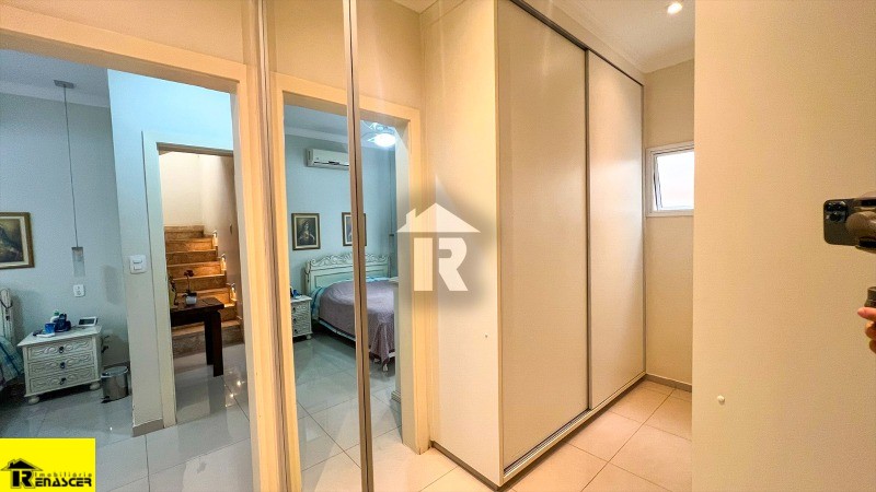 Casa de Condomínio com 4 quartos à venda, 320m² — foto 18 de 25