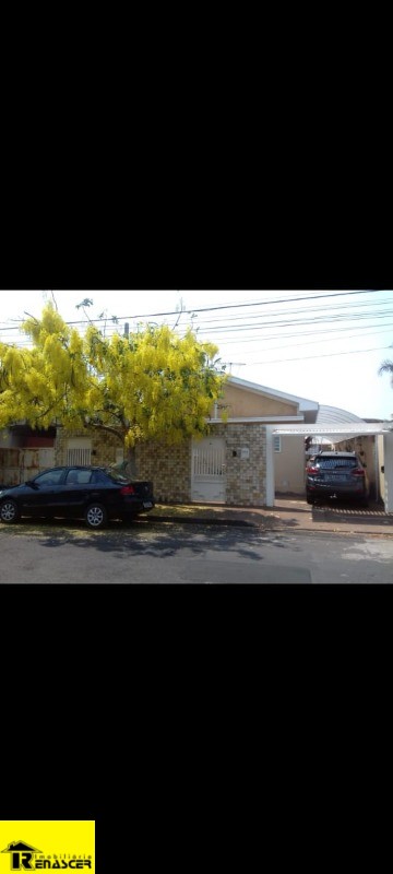 Casa com 5 quartos à venda, 270m² — foto 1 de 34