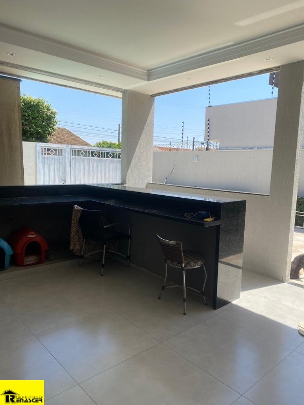 Casa com 3 quartos à venda, 180m² — foto 30 de 46