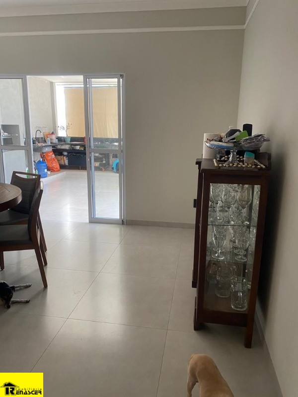 Casa com 3 quartos à venda, 180m² — foto 37 de 46