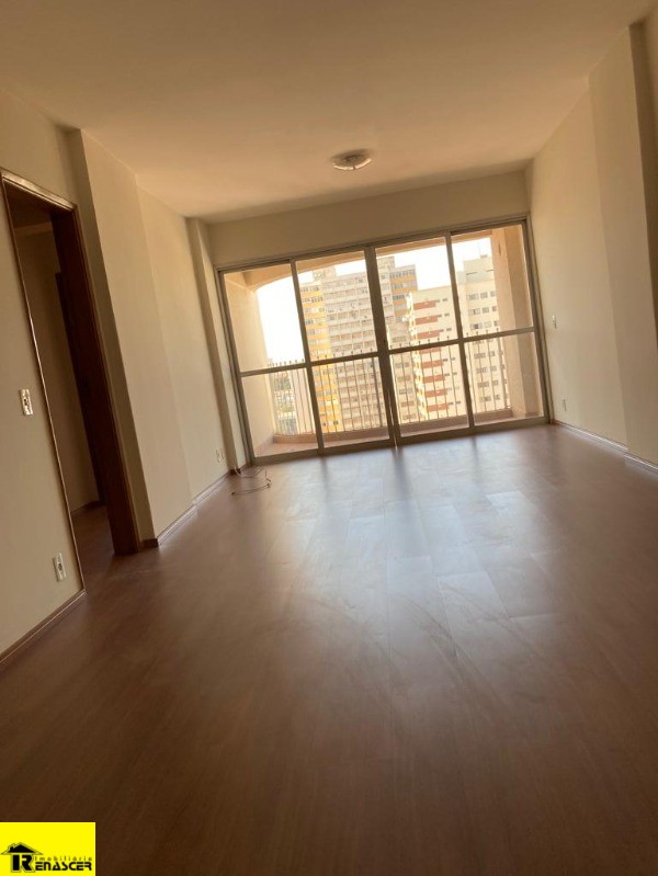 Apartamento com 3 quartos à venda, 138m² — foto 4 de 19