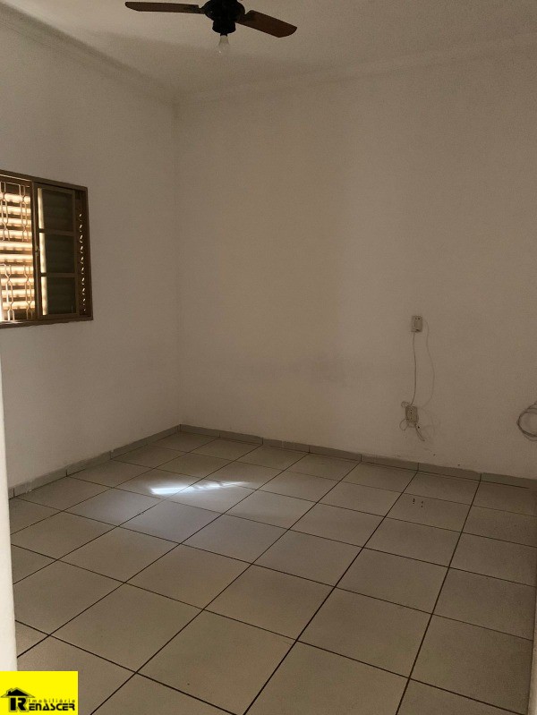 Casa com 4 quartos à venda, 120m² — foto 16 de 18