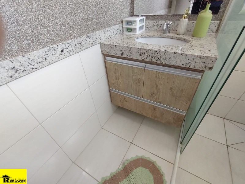 Casa de Condomínio com 4 quartos à venda, 220m² — foto 33 de 43