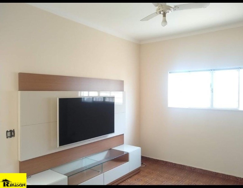 Casa com 5 quartos à venda, 270m² — foto 21 de 34