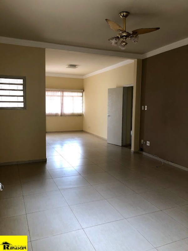 Casa com 3 quartos à venda, 350m² — foto 6 de 14