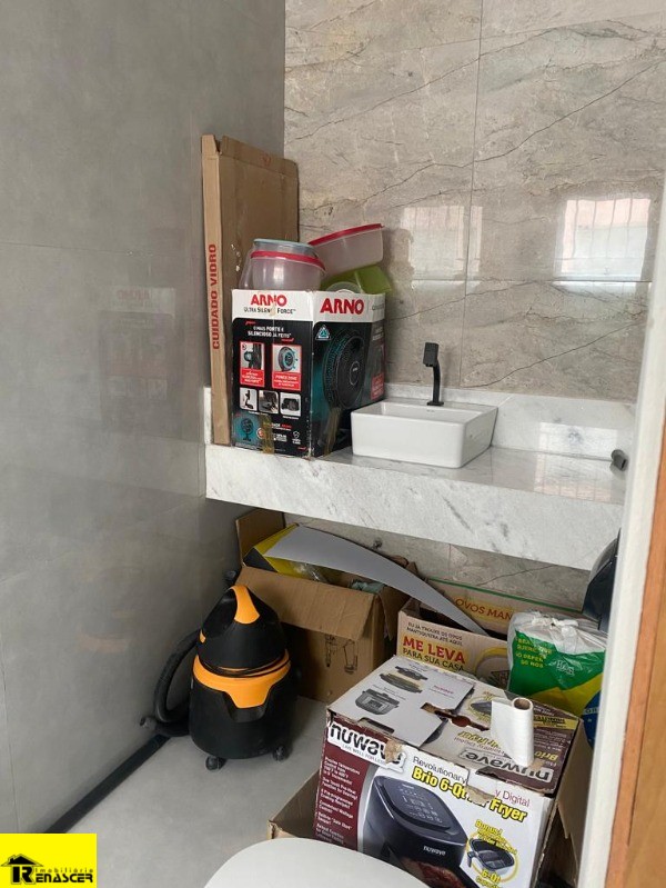 Casa com 3 quartos à venda, 180m² — foto 43 de 46