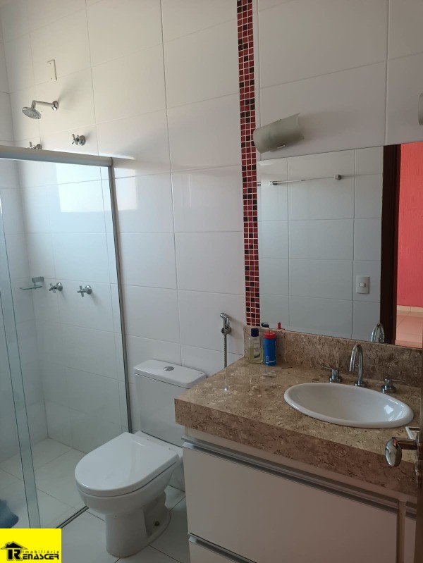 Casa de Condomínio com 3 quartos à venda, 255m² — foto 12 de 15