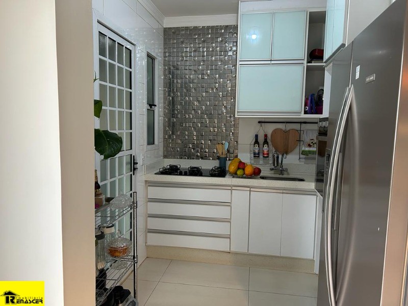 Casa de Condomínio com 3 quartos à venda, 93m² — foto 3 de 10