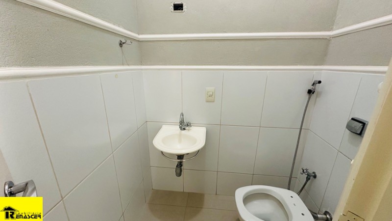 Casa com 3 quartos à venda e aluguel, 200m² — foto 30 de 32