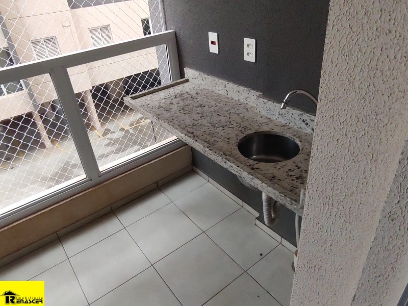 Apartamento com 2 quartos à venda e aluguel, 70m² — foto 25 de 35