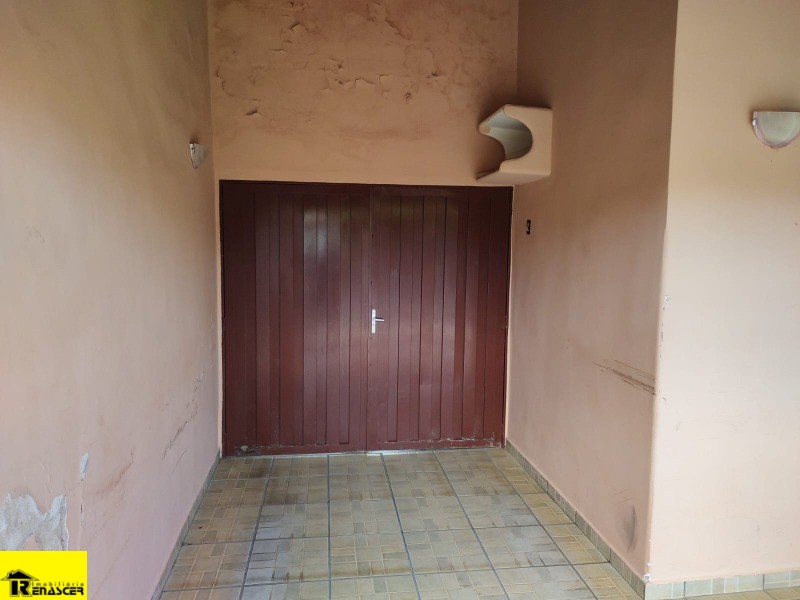 Casa com 4 quartos à venda, 158m² — foto 3 de 23