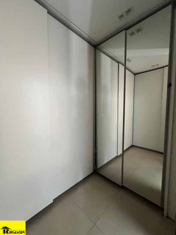 Casa de Condomínio com 4 quartos à venda, 300m² — foto 28 de 30