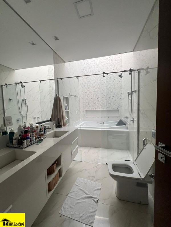 Casa de Condomínio com 4 quartos à venda, 300m² — foto 29 de 30
