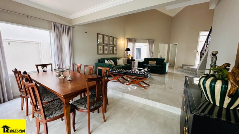 Casa de Condomínio com 3 quartos à venda, 300m² — foto 23 de 25