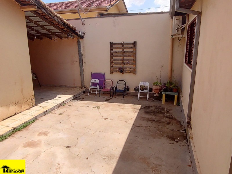 Casa com 4 quartos à venda, 158m² — foto 14 de 23