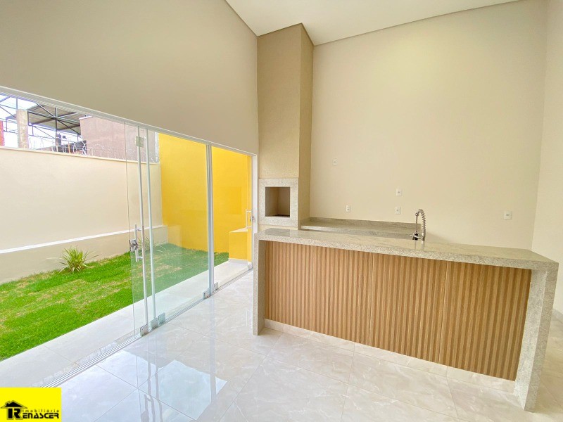 Casa com 3 quartos à venda, 100m² — foto 8 de 23