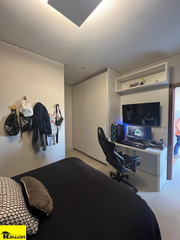 Casa de Condomínio com 4 quartos à venda, 300m² — foto 18 de 30