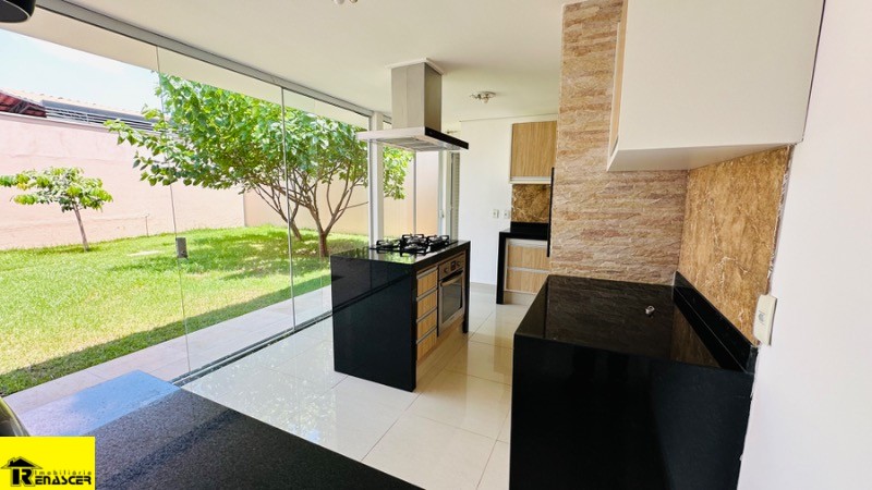 Casa com 3 quartos à venda e aluguel, 200m² — foto 22 de 32