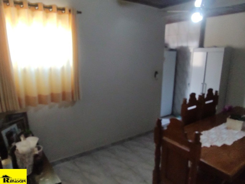 Casa com 4 quartos à venda, 158m² — foto 10 de 23