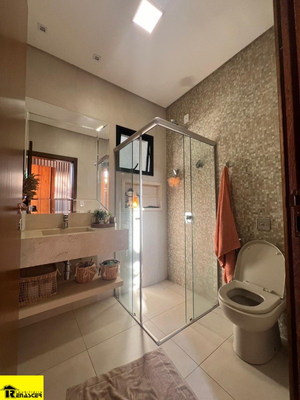 Casa de Condomínio com 4 quartos à venda, 300m² — foto 20 de 30