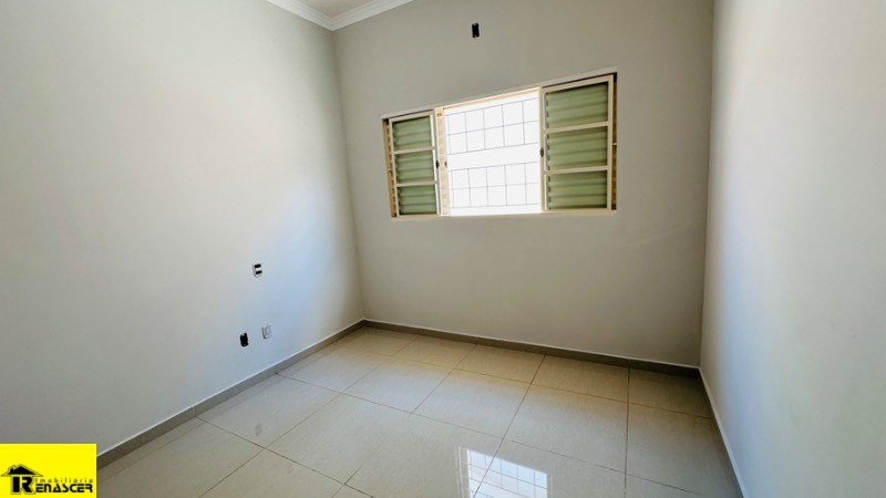 Casa com 3 quartos à venda e aluguel, 200m² — foto 13 de 32