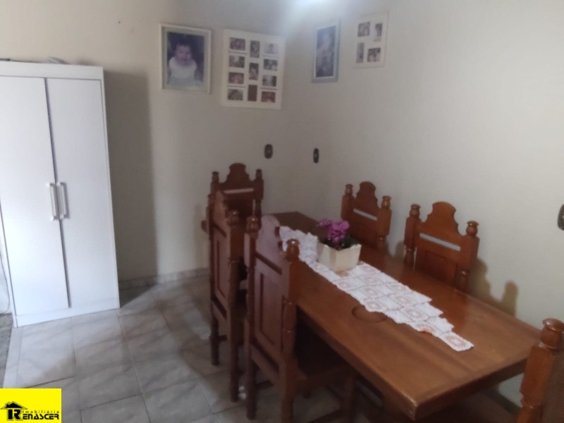 Casa com 4 quartos à venda, 158m² — foto 8 de 23