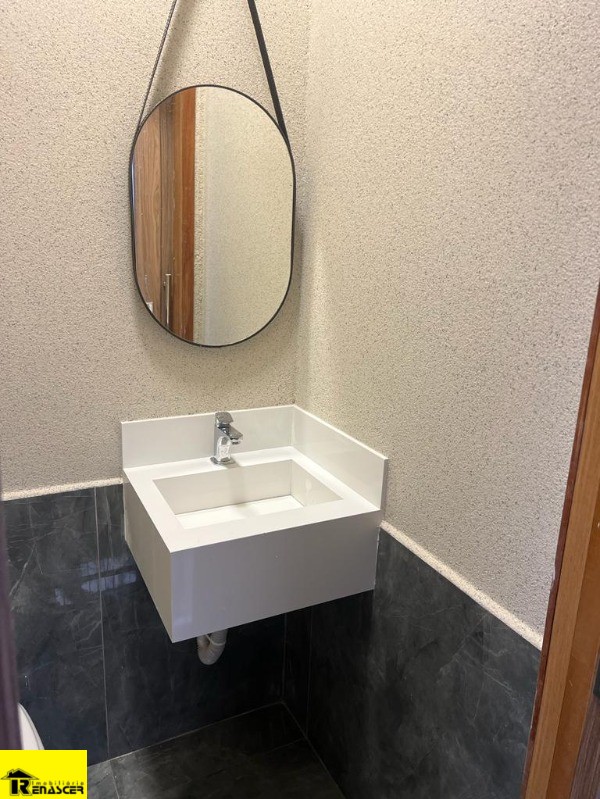 Casa de Condomínio com 3 quartos à venda e aluguel, 150m² — foto 2 de 12