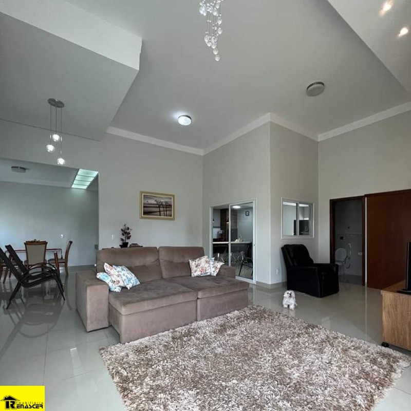 Casa de Condomínio com 3 quartos à venda, 191m² — foto 2 de 13