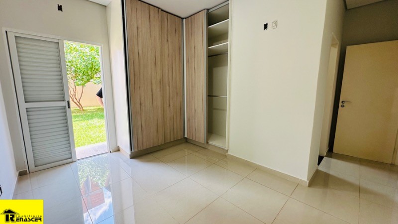 Casa com 3 quartos à venda e aluguel, 200m² — foto 16 de 32