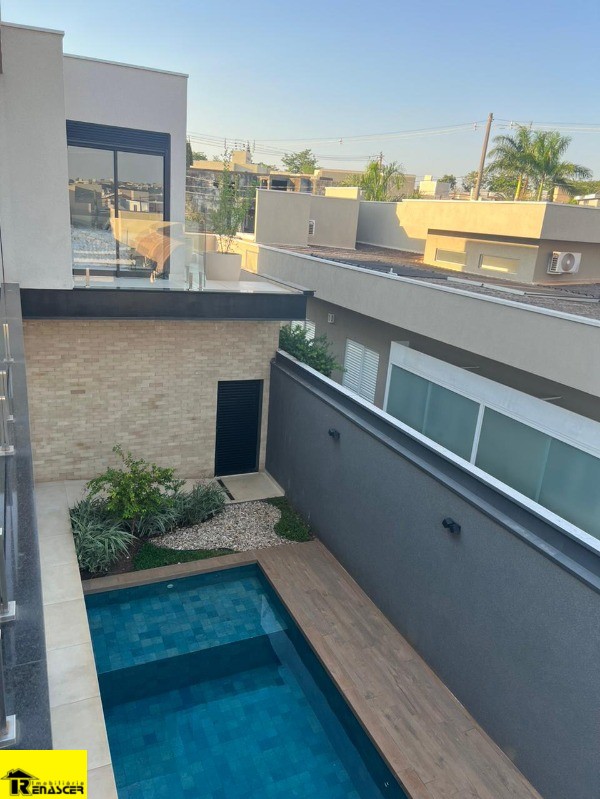Casa de Condomínio com 4 quartos à venda, 300m² — foto 13 de 30