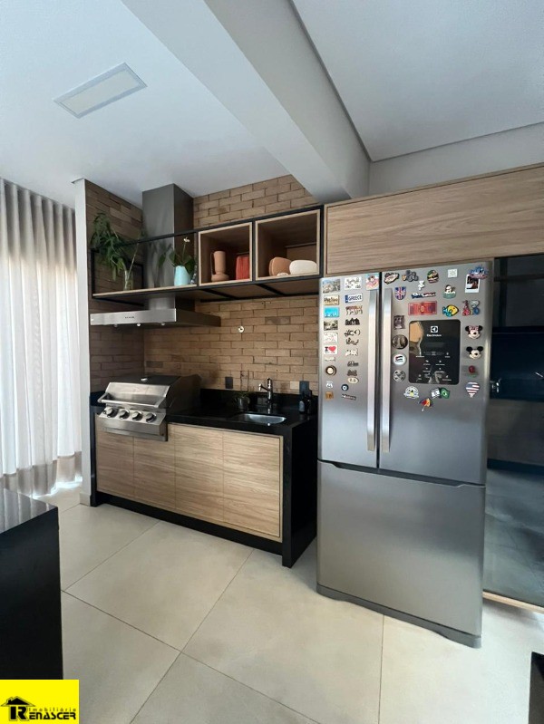 Casa de Condomínio com 4 quartos à venda, 300m² — foto 6 de 30
