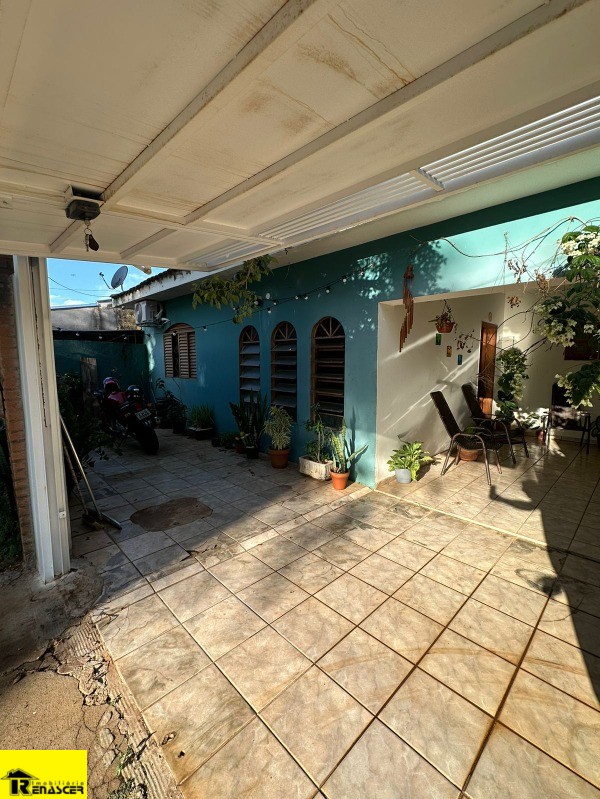 Casa com 2 quartos à venda, 120m² — foto 2 de 10