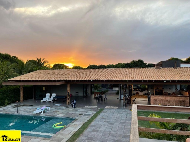 Casa de Condomínio com 4 quartos à venda, 570m² — foto 2 de 26