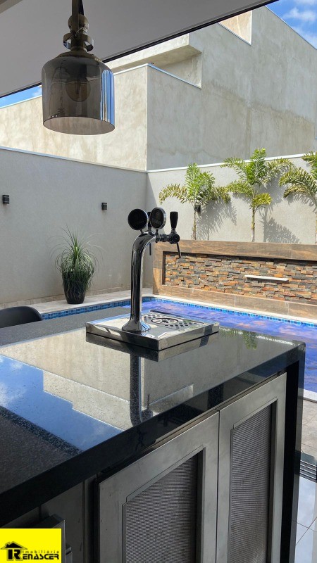 Casa de Condomínio com 3 quartos à venda, 235m² — foto 14 de 20