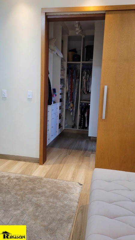 Casa de Condomínio com 4 quartos à venda, 300m² — foto 24 de 48