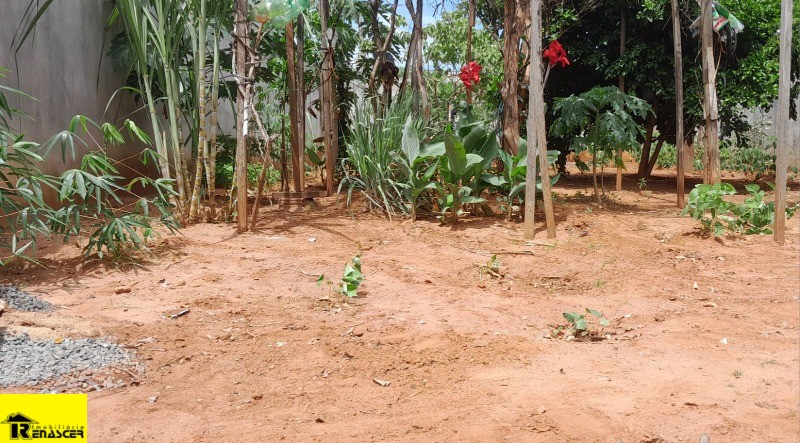 Terreno / Lote / Condomínio  à venda, 240m² — foto 8 de 16