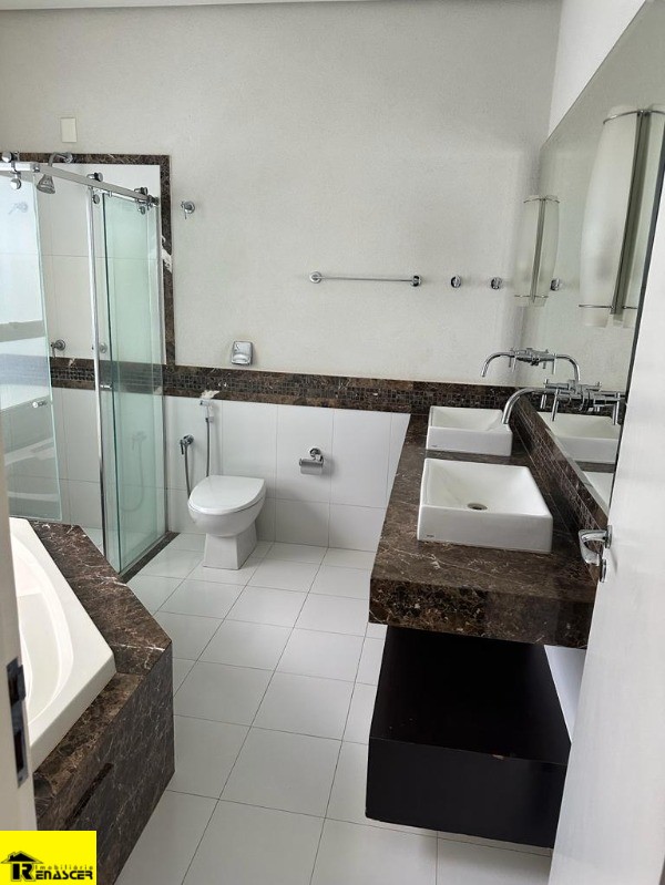 Casa de Condomínio com 4 quartos à venda, 400m² — foto 21 de 29